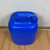 High cleanliness rating: outer layer blue, inner layer white; 25-liter stackable bucket resistant to acids, alkalis, and corrosion; 25L chemical plastic bucket.